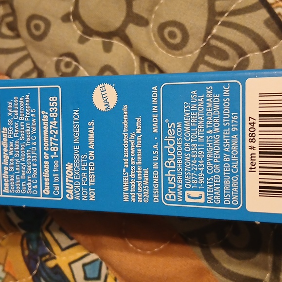 Hot Wheels Anticavity Fluoride Toothpaste - Blue and Red - Picture 8 of 8